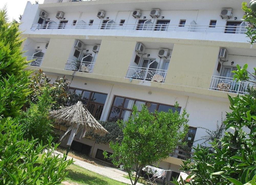Armonia Hotel Stalida 외부 사진